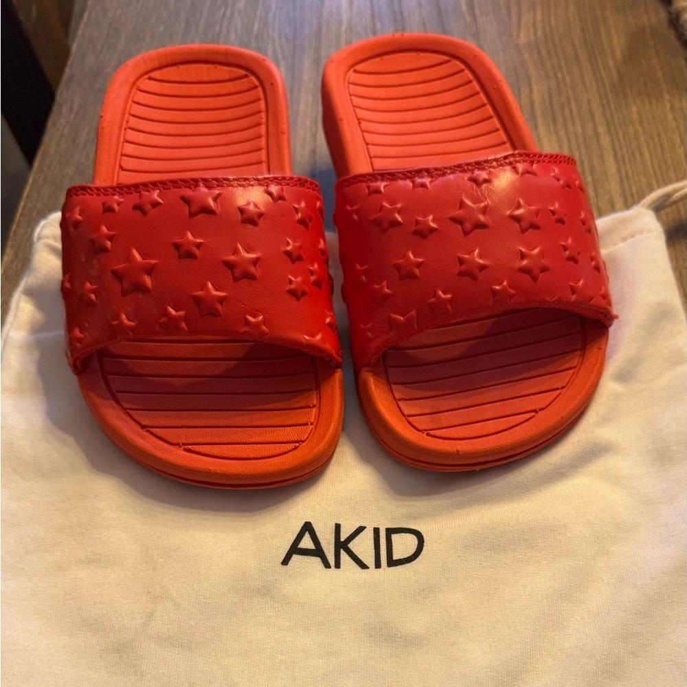 AKID Red Slides - Red Star Sandals